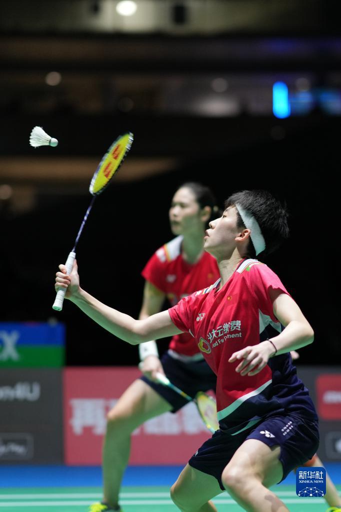 他的表现成 他的表现成