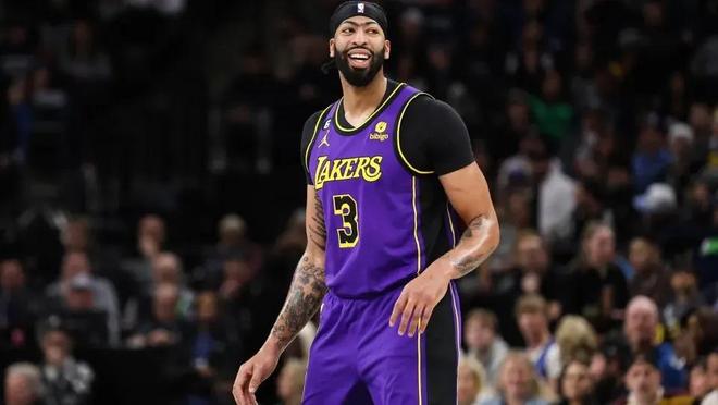 许多年轻球 许多年轻球