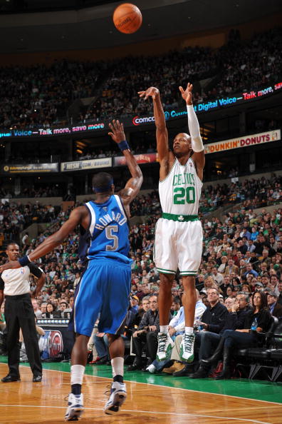 心志坚韧的 心志坚韧的