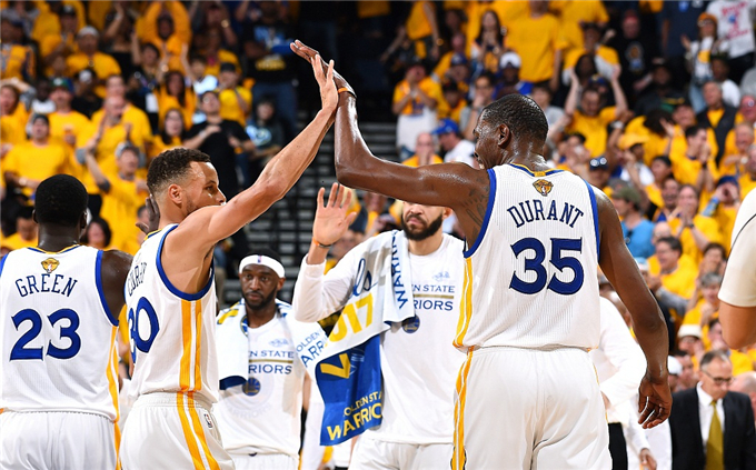 外籍顾问合 外籍顾问合