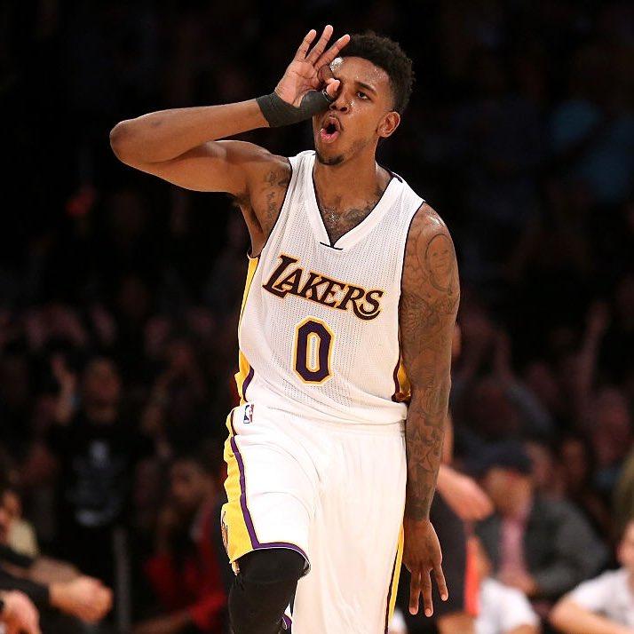 向与强队进 向与强队进