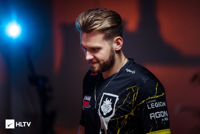 保持对抗强 保持对抗强